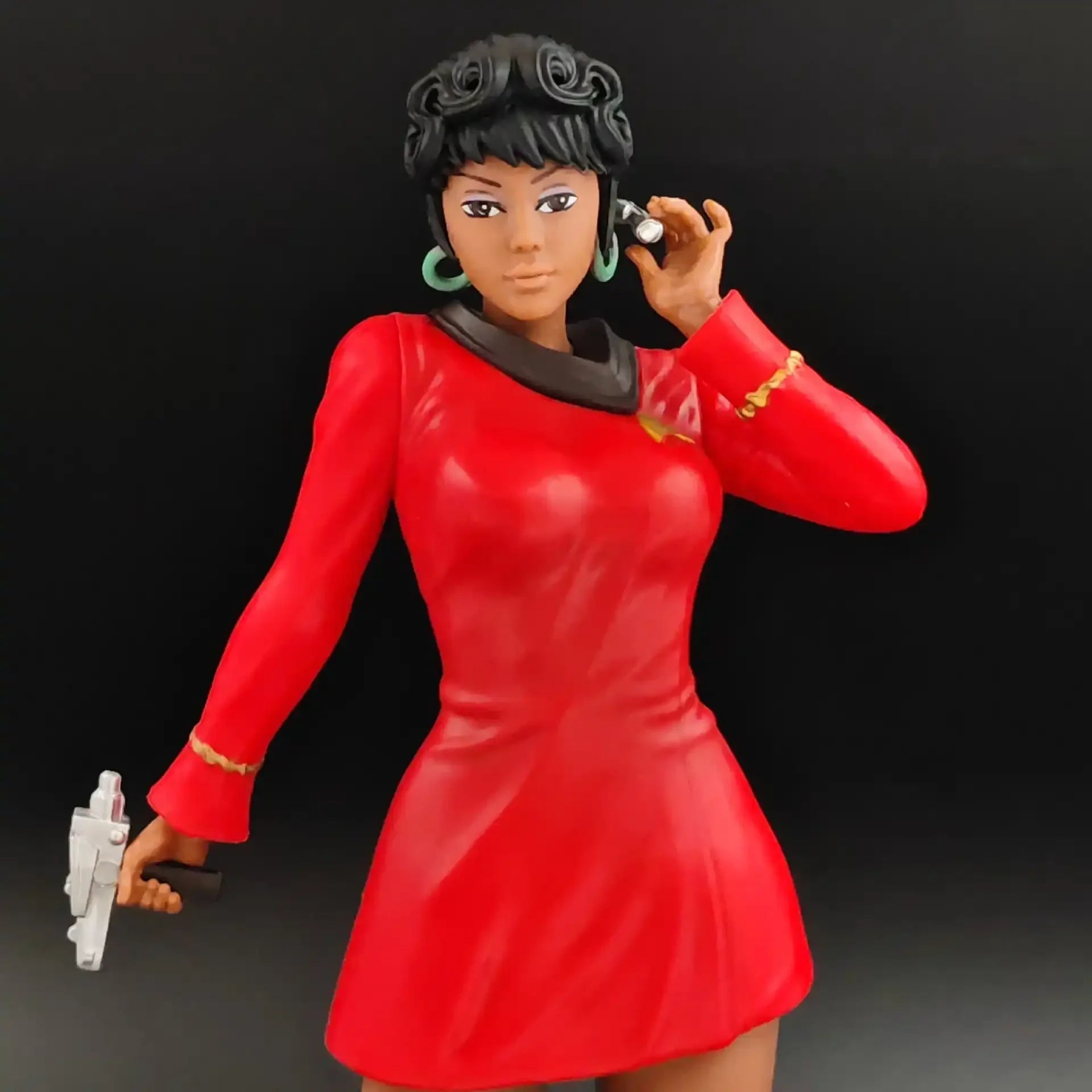 Star Trek Comms Officer Uhura Figurine (22 cm)