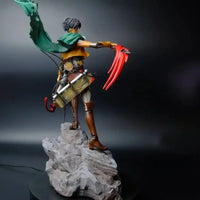 Elite Regiment Levi and Mikasa Figurines (35 cm)