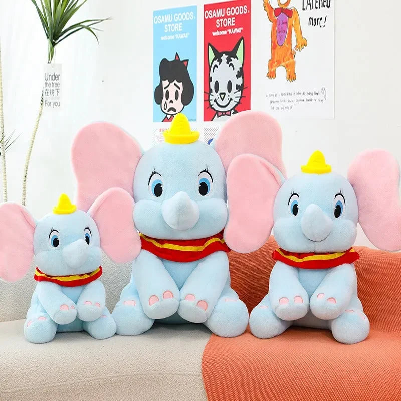 Peluche éléphant aux oreilles tombantes 
