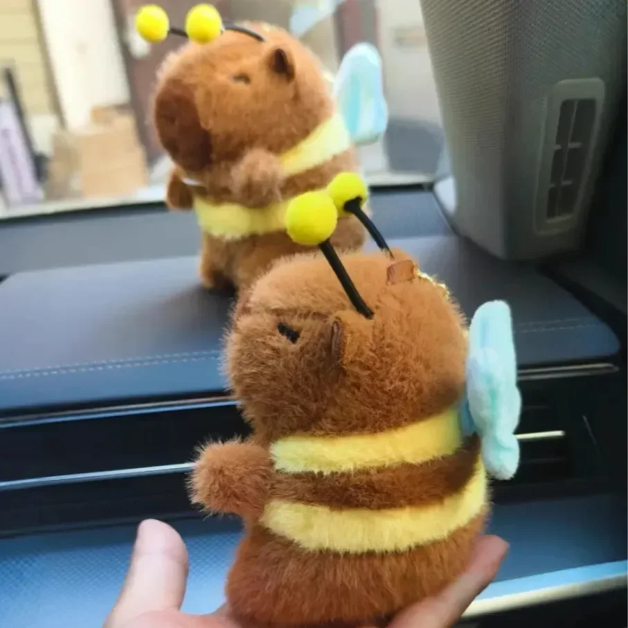 سلسلة مفاتيح باز كابي ذات أجنحة النحل 