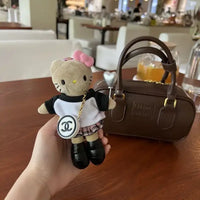 سلسلة مفاتيح Hello KT Glam Gal القطيفة 