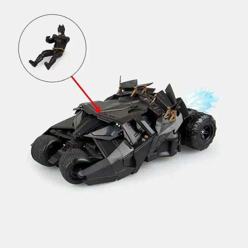 Yamaguchi Dark Knight Batmobile (14 cm)