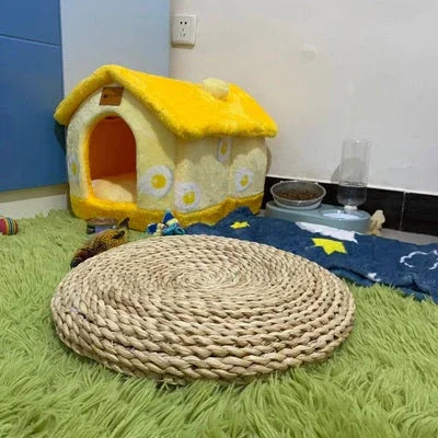 Lovely Eggs Cat House PN3980 - Bear Hugs