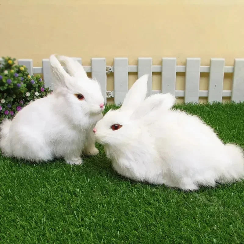 أرنب محشو ذو مظهر حقيقي (22 سم) 