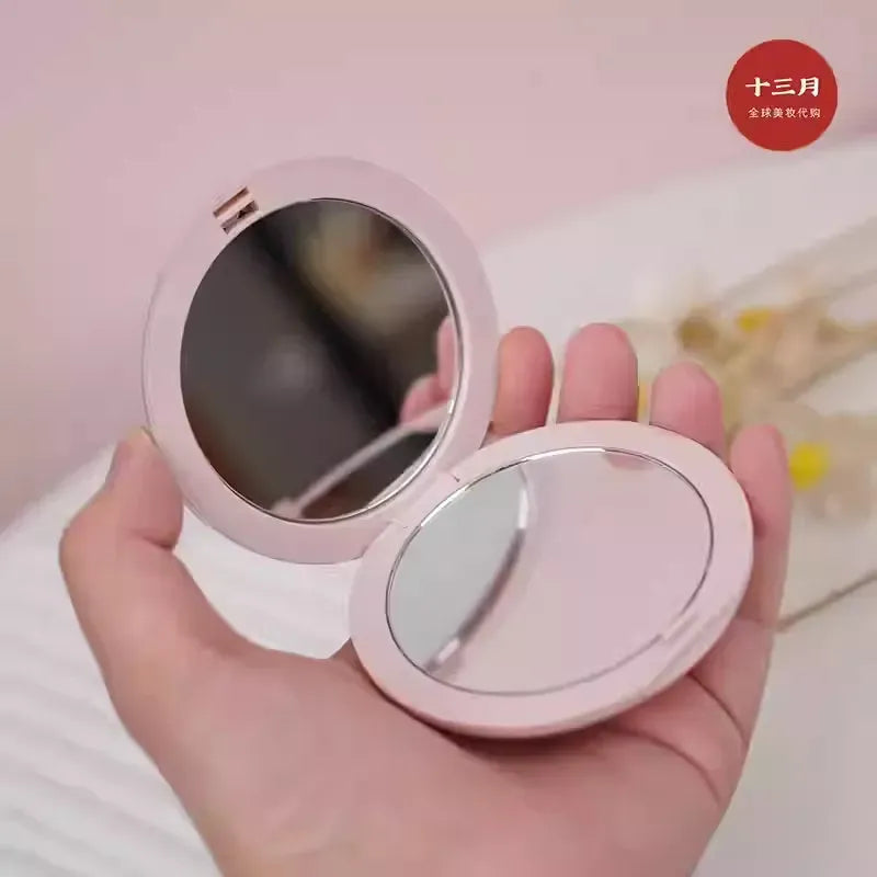 D Luxe Designer Portable Makeup Mirror