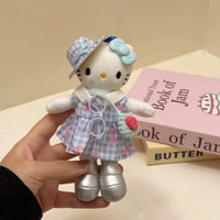 سلسلة مفاتيح Hello KT Glam Gal القطيفة 