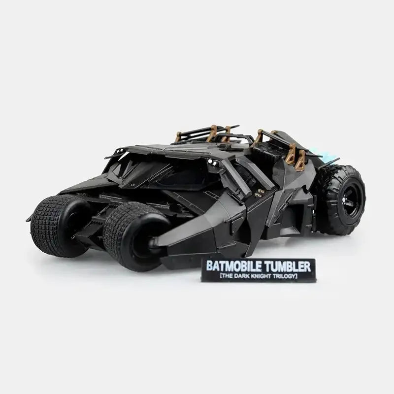 Yamaguchi Dark Knight Batmobile (14 cm)