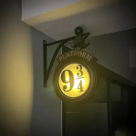 Platform 9 3/4 RC Night Light