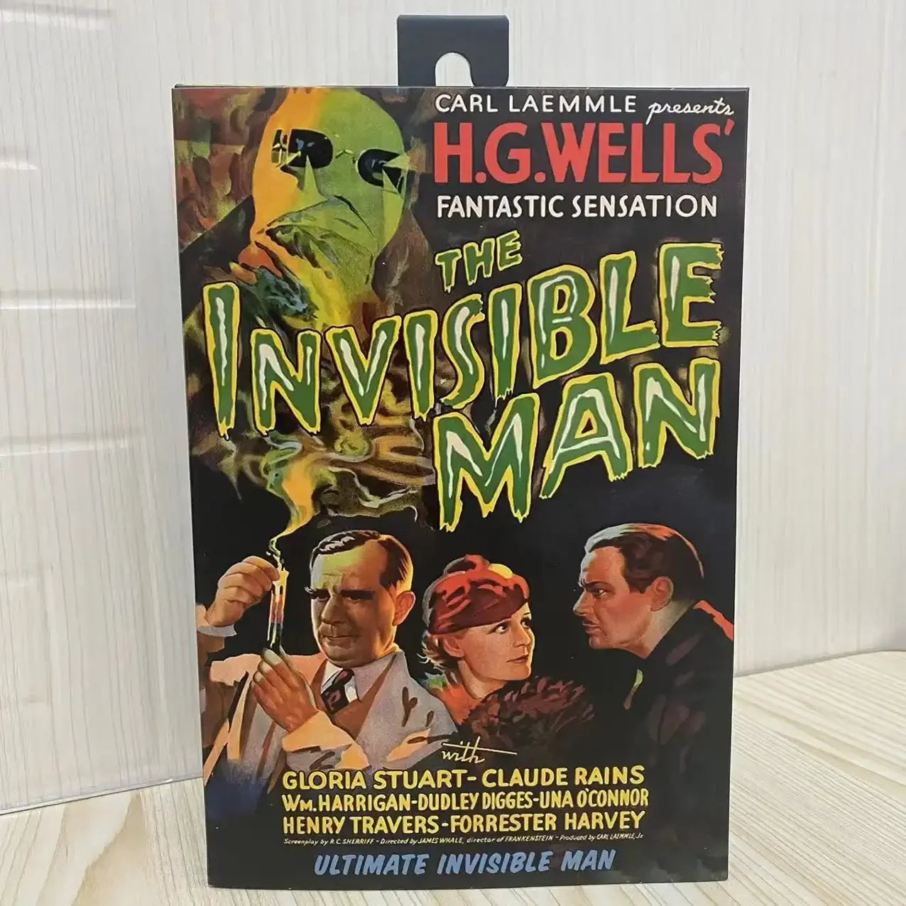 NEKA Invisible Man Figurine (18 cm)