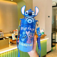 Stitch Keep Palm Fun Bottle (600 ml)