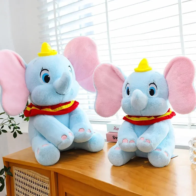 Peluche éléphant aux oreilles tombantes 