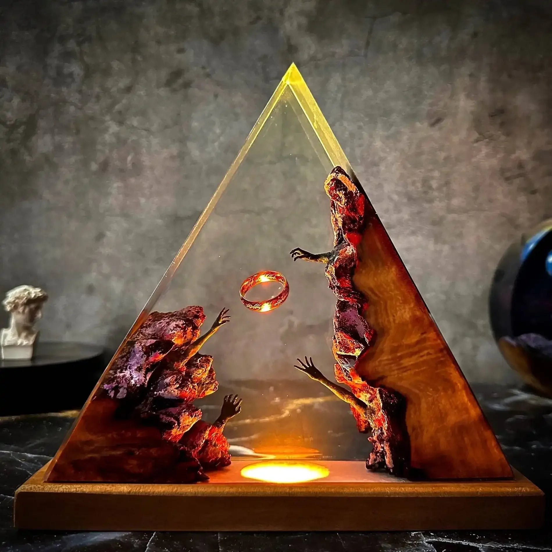 LOTR Radiant Wooden Resin Light