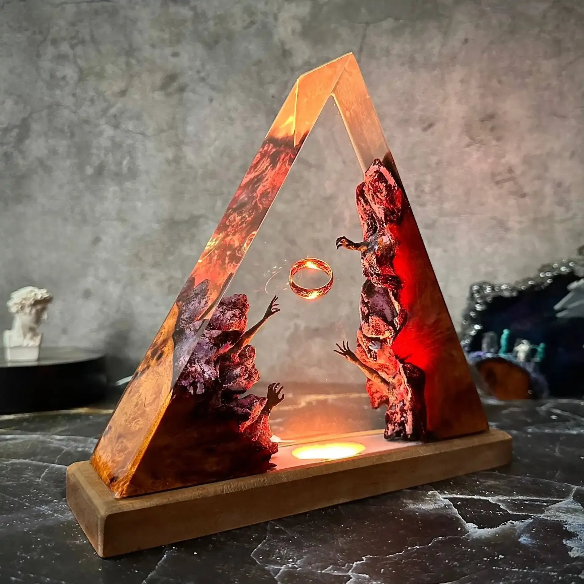 LOTR Radiant Wooden Resin Light