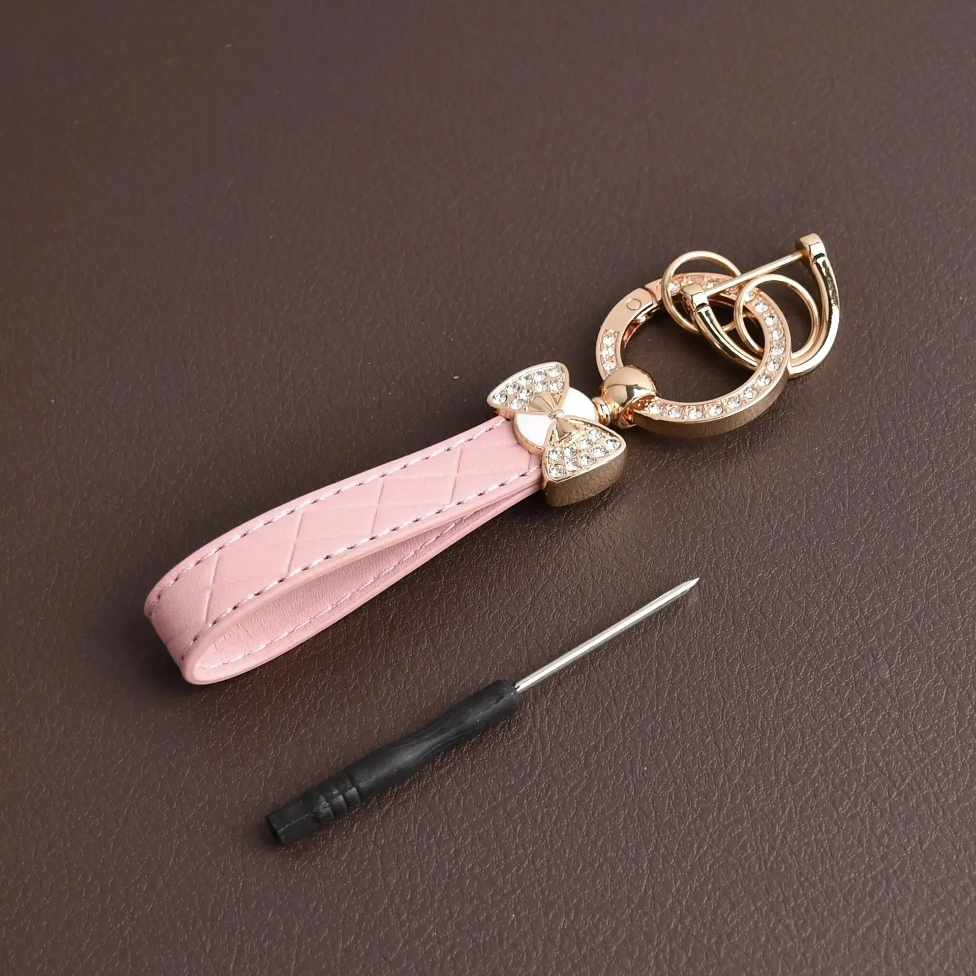 D Luxe Diamond Dazzle Keychain