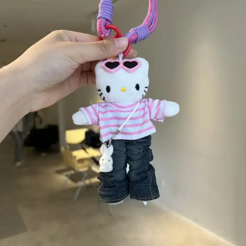 سلسلة مفاتيح Hello KT Glam Gal القطيفة 