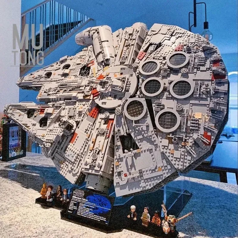 Millenium Falcon Start Wars Building Block Set