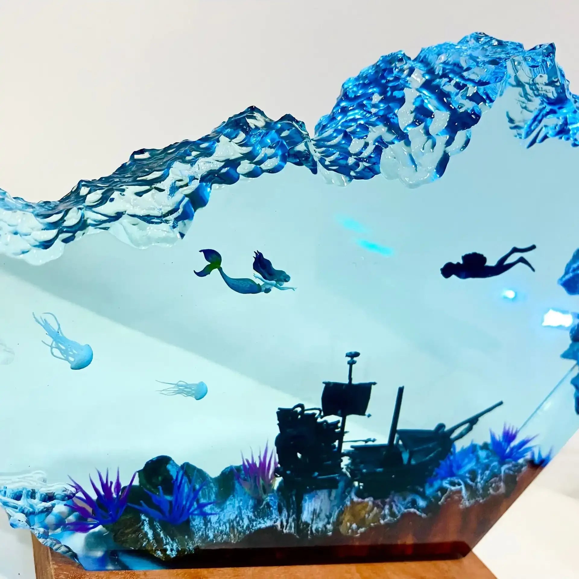 Mermaid & Diver Resin Night Light