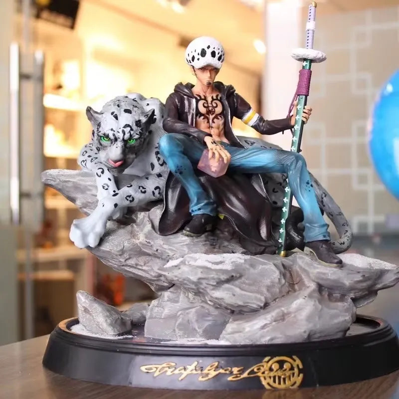 One Piece Trafalgar Law Snow Leopard Figurine (27 cm)