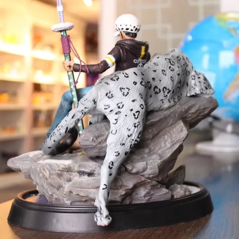 One Piece Trafalgar Law Snow Leopard Figurine (27 cm)