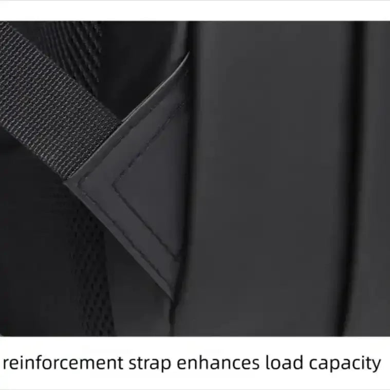 حقيبة ظهر أنيقة جاهزة لركوب الدراجات النارية 