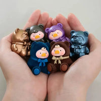 Lulu The Piggy Teddy Mini Series Blind Bag - Bear Hugs