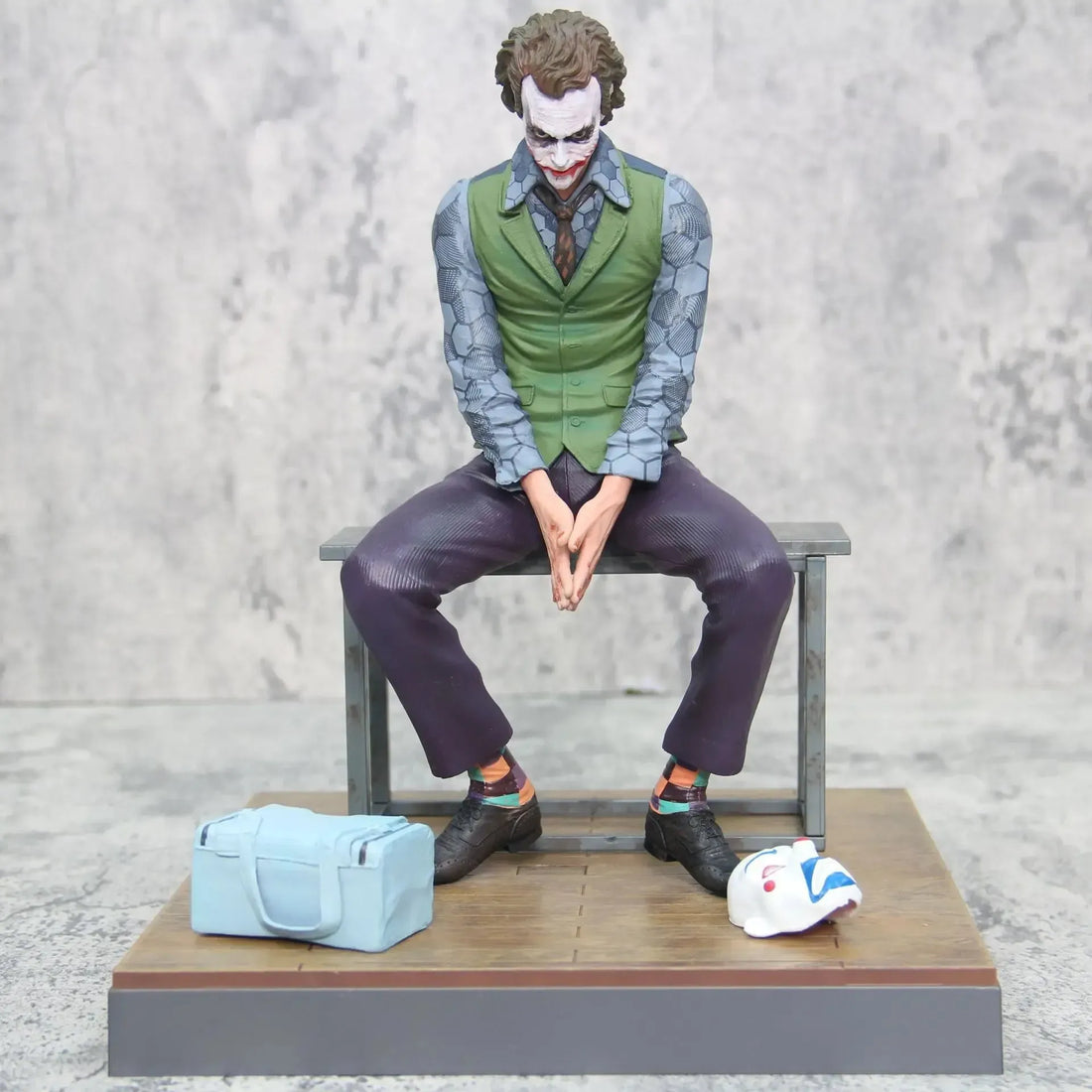 Heath Ledger Joker Figurine (28 cm)