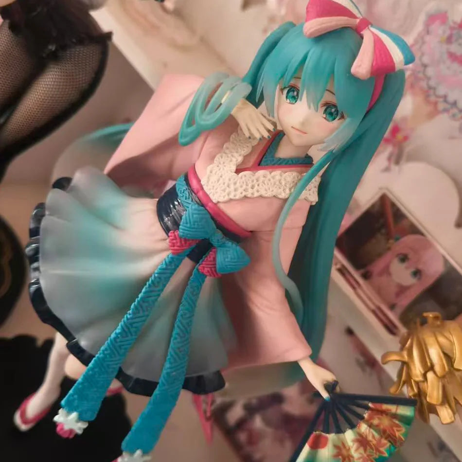 Hatsune Miku Desktop Cute Action Figure 18cm Neko T-Shirt Ver. Anime Figurine Kawaii Girl Model Toy Gift - Bear Hugs