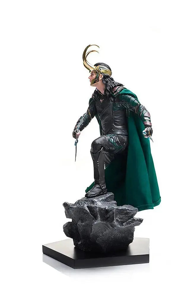 Marvel Cinematic Effect Figurines (20 cm)