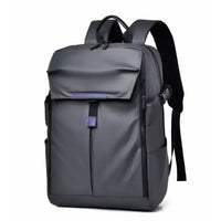 حقيبة ظهر أنيقة جاهزة لركوب الدراجات النارية 