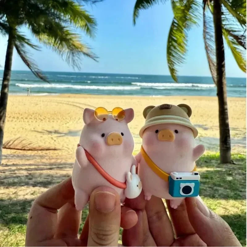 Lulu The Piggy Travel Series Mystery Box - Bear Hugs