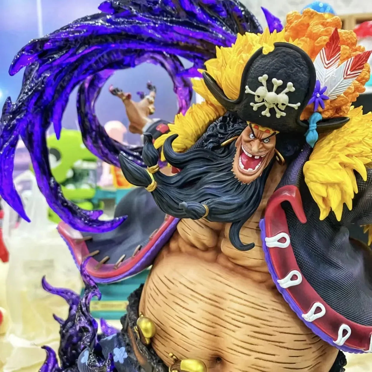 One Piece Anime Black Beard Figurine (22 cm)