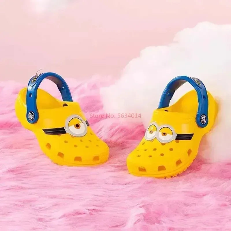 Minniun Yellow Fun Lab Clogs