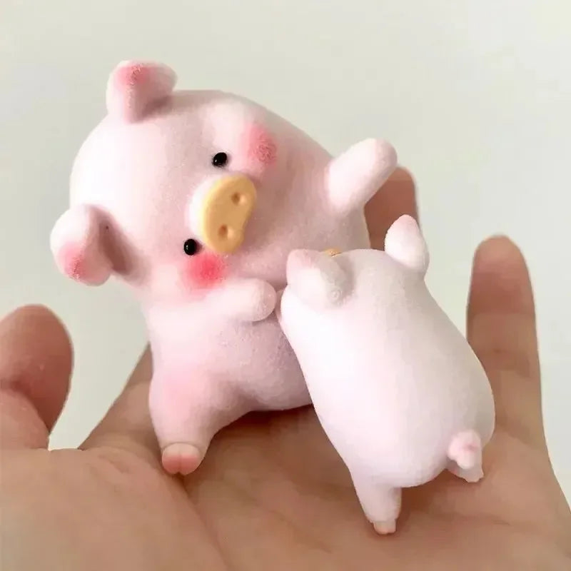 Lulu The Pig Generation 2 Canned Pig Blind Box - Bear Hugs