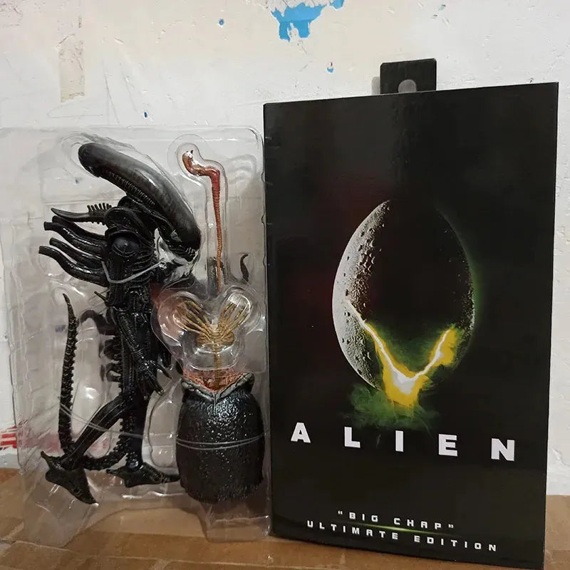 NECA Alien 40th Anniversary Ultimate Big Chap Figure (22 cm)