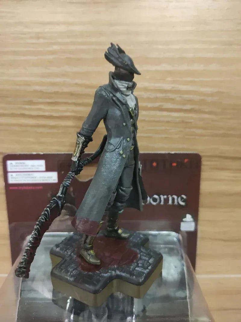 The Hunter Bloodborne Figure (10 cm)