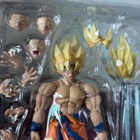 S.H.Figuarts Dragon Ball Z War-Damaged Goku Action Figure (18 cm)