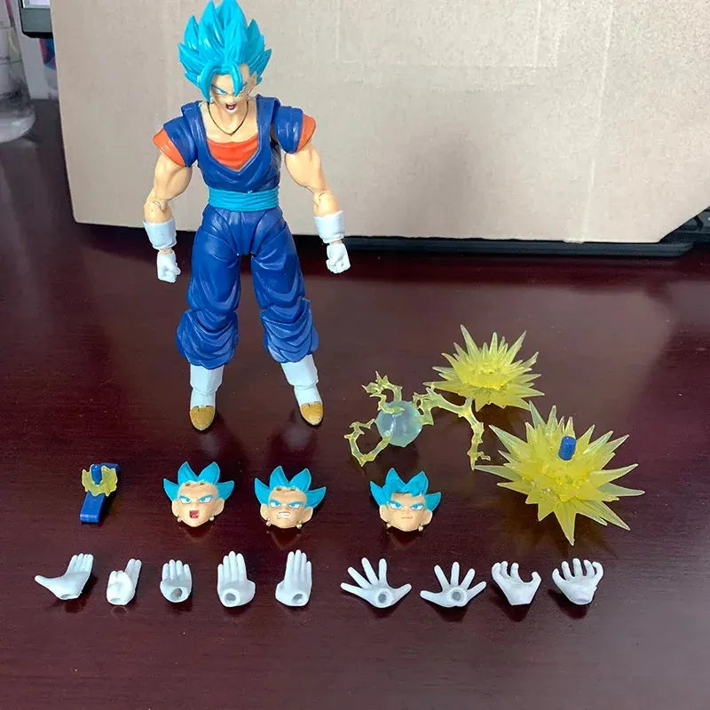 Dragon Ball Z Vegito Action Figurine (15 cm)