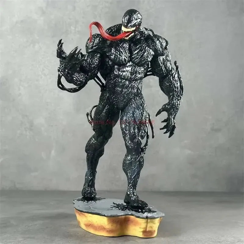 Marvel Venom Action Figurine (30 cm)