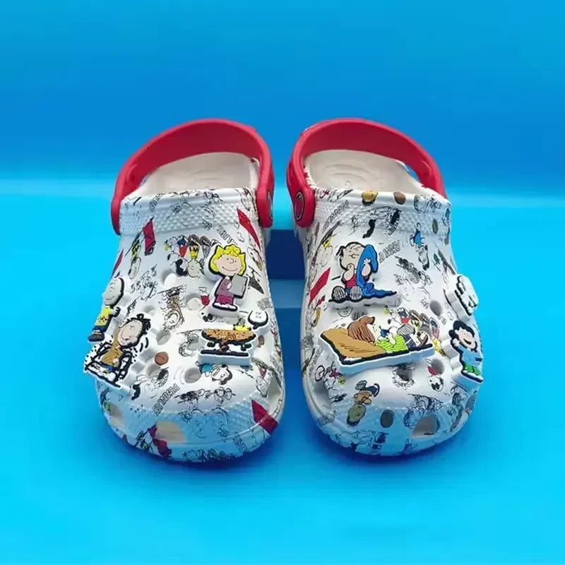 Snoopy Peanuts Paw-sitive Clogs