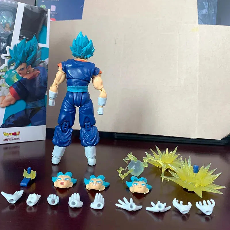 Dragon Ball Z Vegito Action Figurine (15 cm)