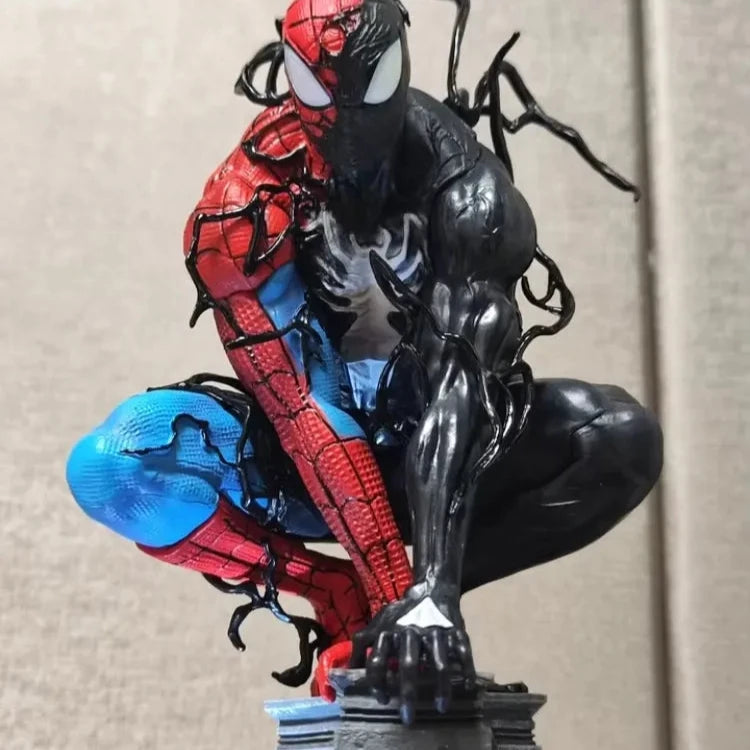 Marvel Symbiotic Spider-Man Action Figurine (38 cm)