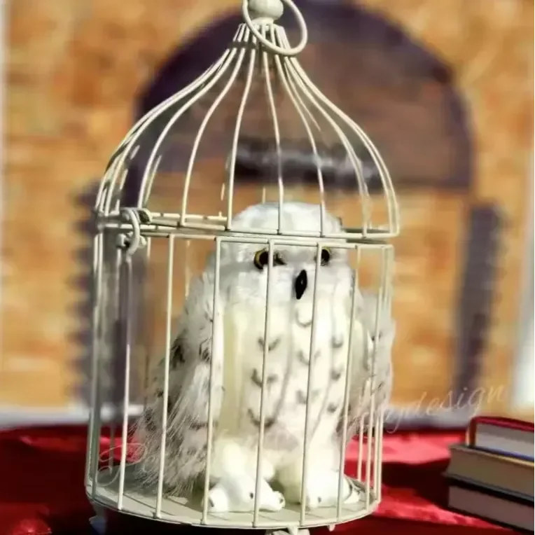 Magical Messenger Hedwig Plush Toy (20 cm)