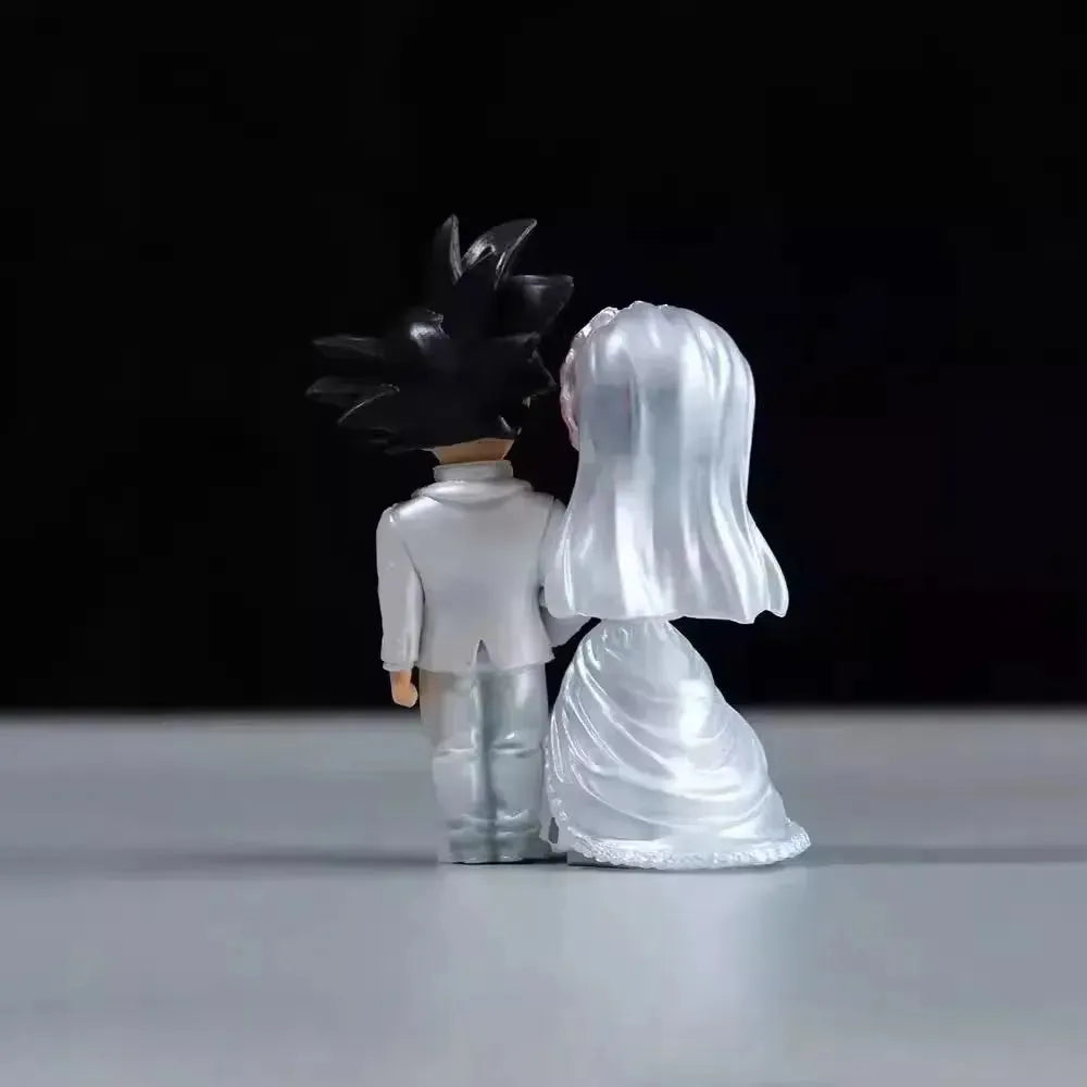 Dragon Ball Z Goku and Chi-Chi Wedding Action Figure (9 cm)