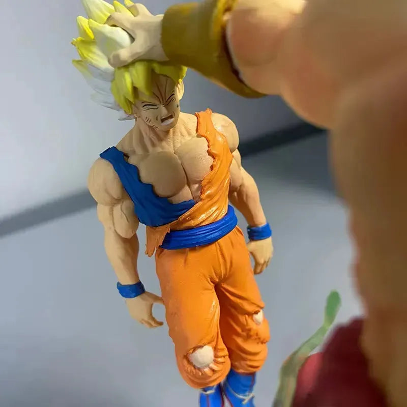 Dragon Ball Z Broly vs. Son Goku Action Figure (20 cm)