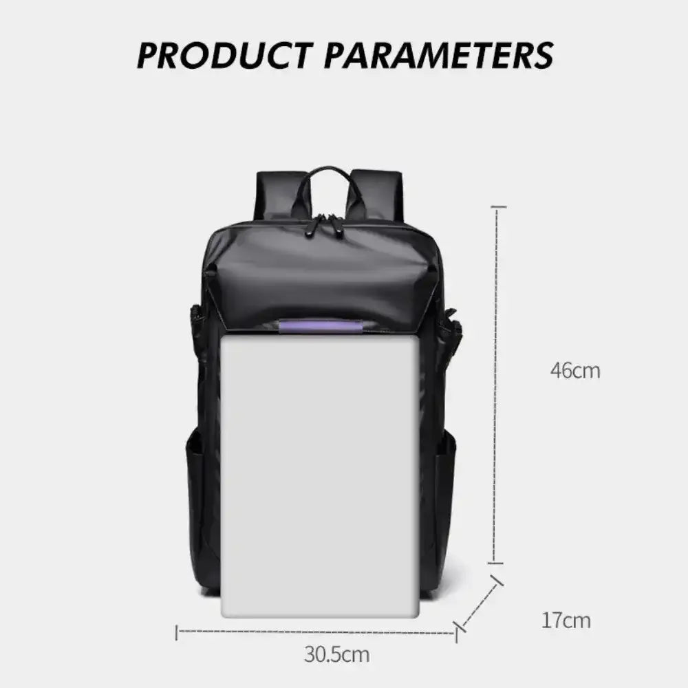 حقيبة ظهر أنيقة جاهزة لركوب الدراجات النارية 