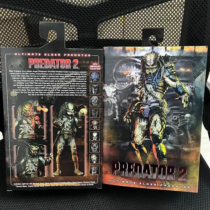 Ultimate Elder Predator Action Figure (18 cm)