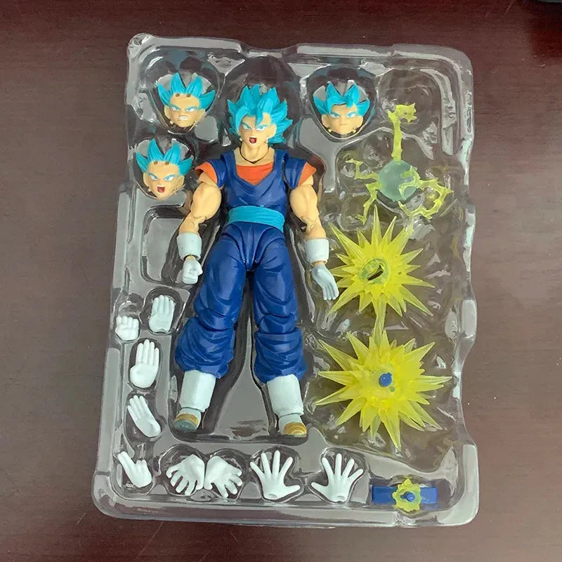 Dragon Ball Z Vegito Action Figurine (15 cm)