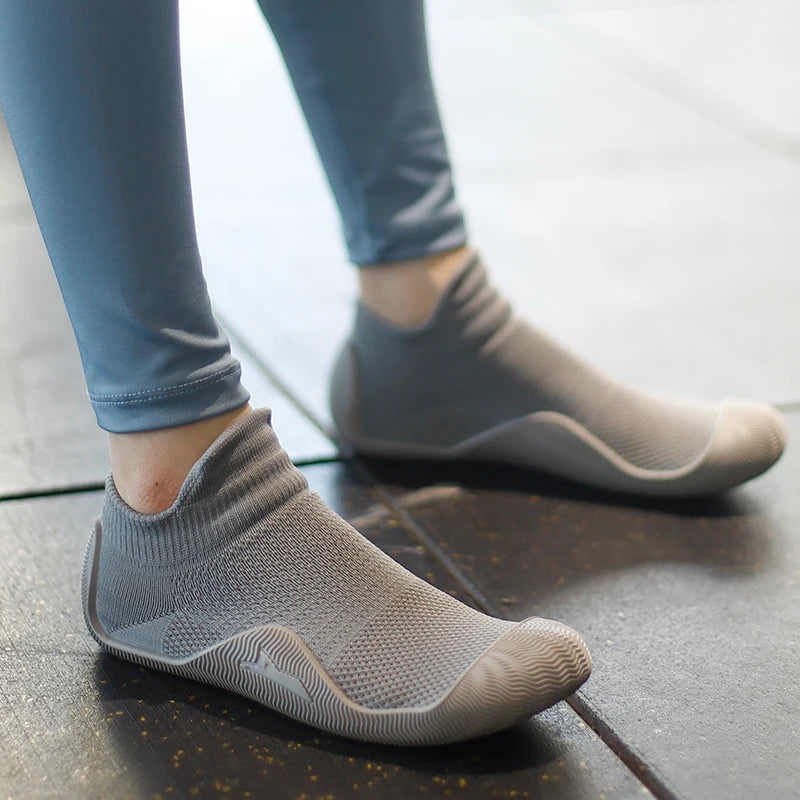 Gallon Shark Barefoot Shoes Socks Shoes Beach Shoes Fitness Shoes Yoga Shoes Driving Shoes Sports Shoes Thin Soles Casual Shoes - Bear Hugs