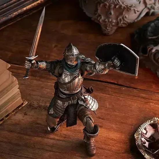 Dark Souls Knight Armor Action Figure (16 cm)