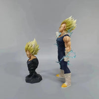 Dragon Ball Z Vegeta Action Figurine (26 cm)